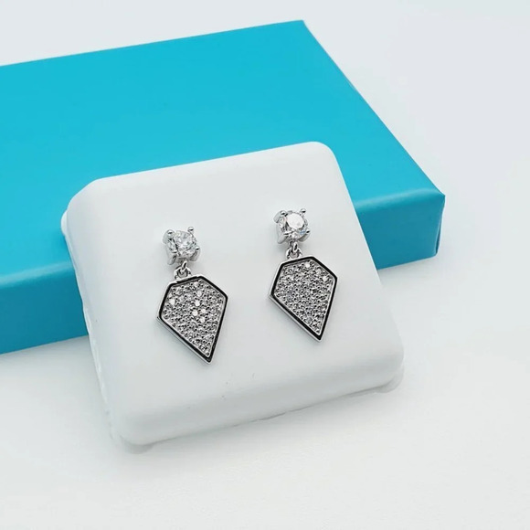 - "925 Sterling Silver CZ Beautiful Earrings for Women, 1USPAR4153 - Picture 11 of 11